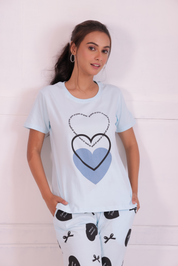 Stylish and trendy bows & heart print  white colour nightwear t-shirt pyjama Set by Napstory