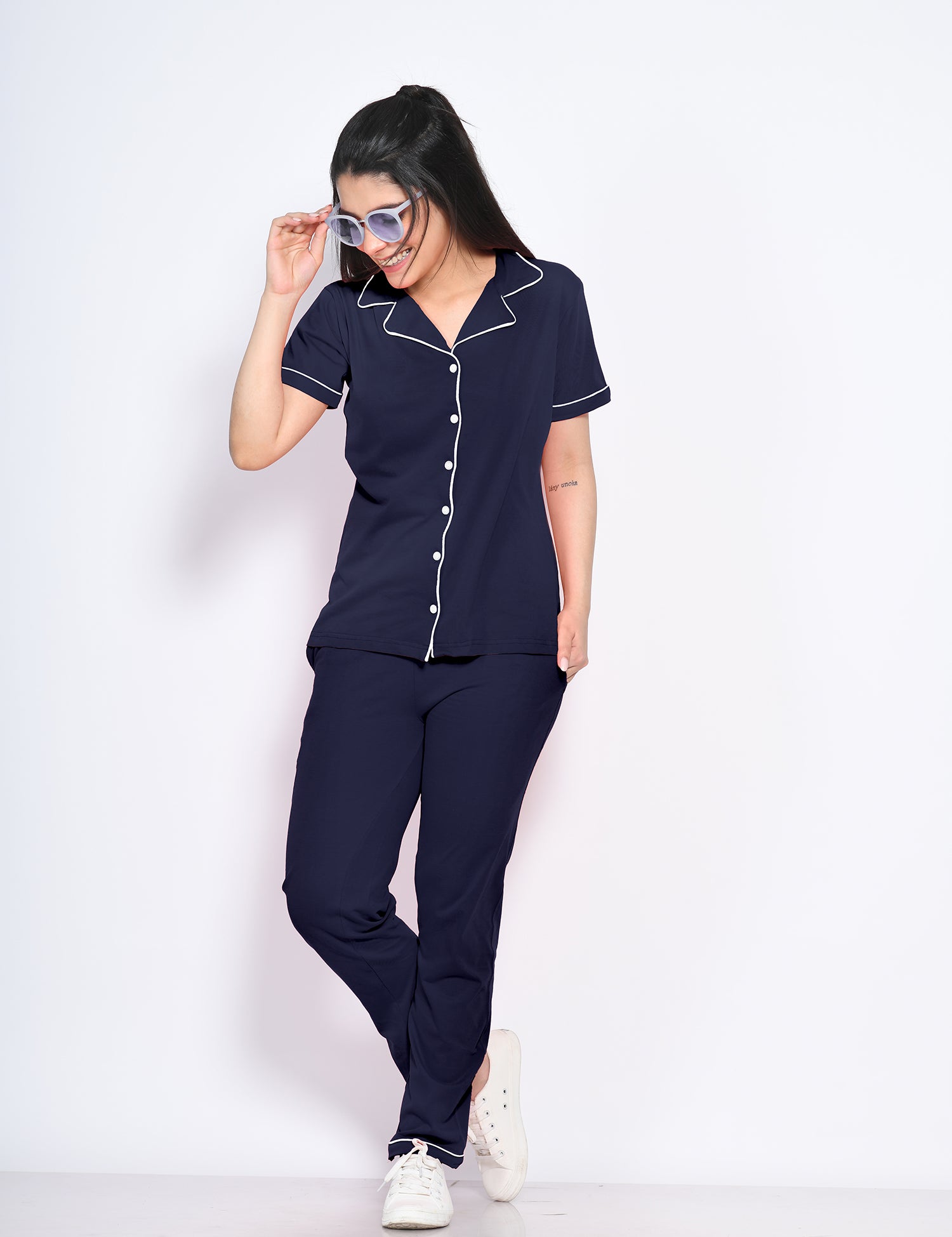 navy-blue-solid-pyjama-set-2.webp